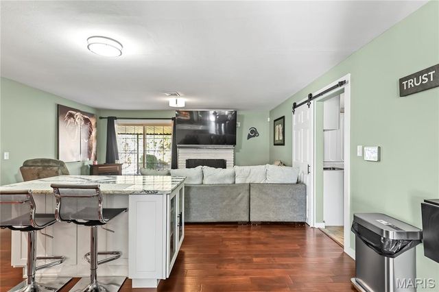 1503 Papillon Drive, St Louis, MO 63146