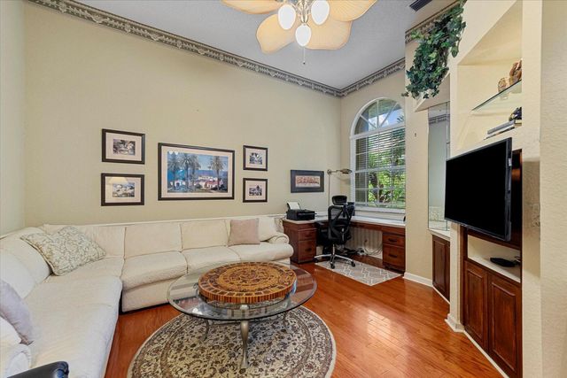 4663 Carlton Golf Drive, Wellington, FL 33449
