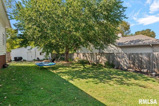 3501 W Iles Avenue, Springfield, IL 62711