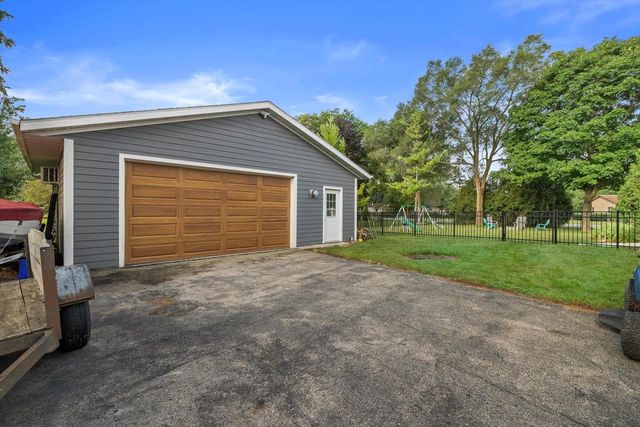 26423 S Wind Lake ROAD, Wind Lake, WI 53185