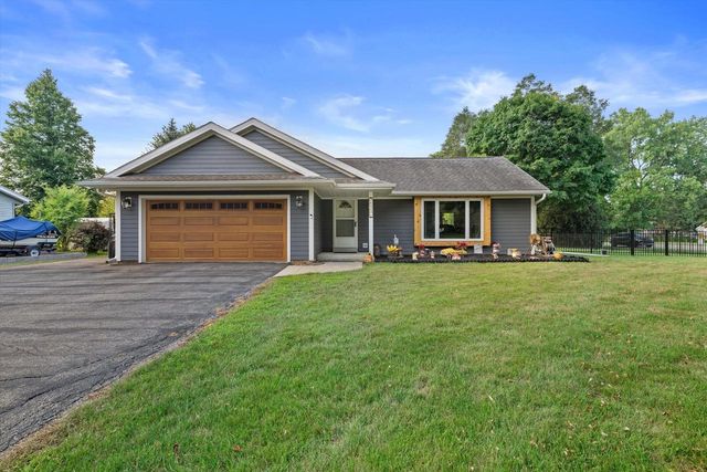 26423 S Wind Lake ROAD, Wind Lake, WI 53185