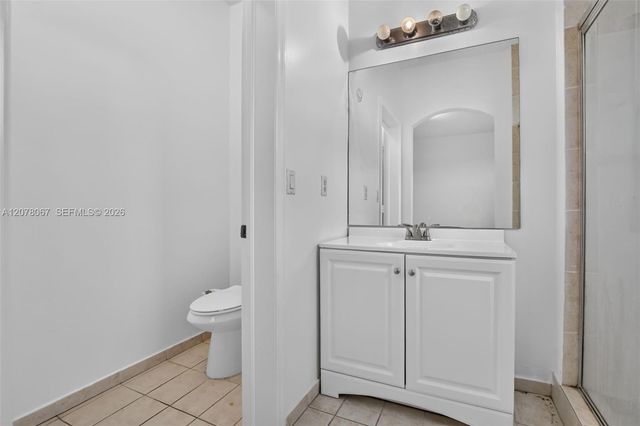 4927 N Harbor Isles Drive 205, Dania Beach, FL 33312
