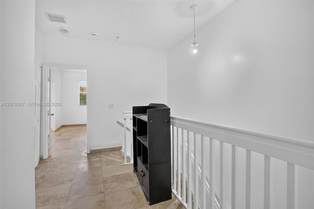 4927 N Harbor Isles Drive 205, Dania Beach, FL 33312