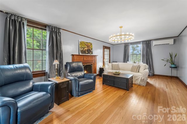 9 Crescent Drive, Marion, NC 28752