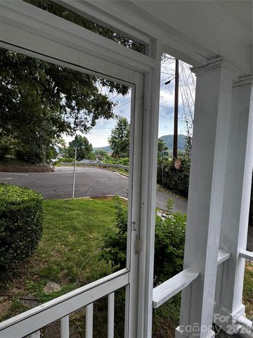 9 Crescent Drive, Marion, NC 28752