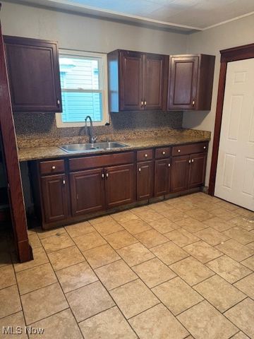 3335 W 95th Street, Cleveland, OH 44102