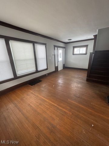 3335 W 95th Street, Cleveland, OH 44102