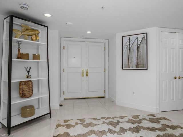 4021 Gulf Shore BLVD N 1103, Naples, FL 34103