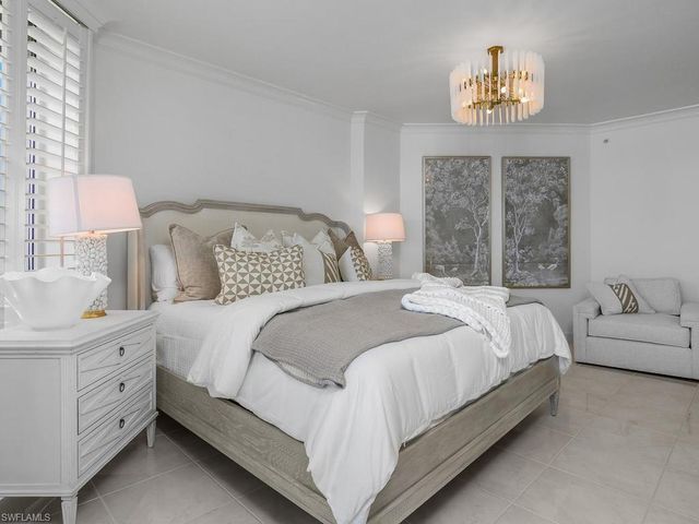 4021 Gulf Shore BLVD N 1103, Naples, FL 34103