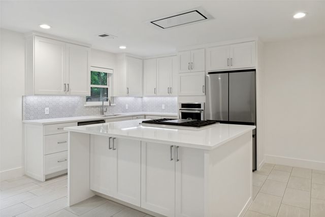 8029 Claremont Drive, Dallas, TX 75228