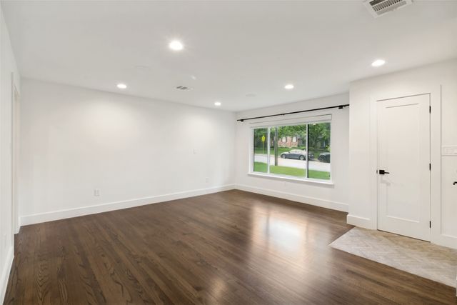 8029 Claremont Drive, Dallas, TX 75228