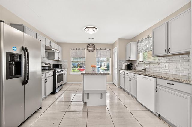 18902 Remington Park Drive, Houston, TX 77073