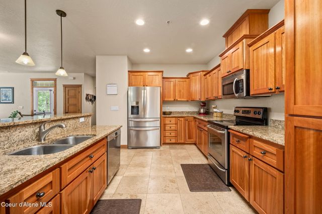 4453 Greenchain LOOP, APT 9, Coeur D'alene, ID 83814