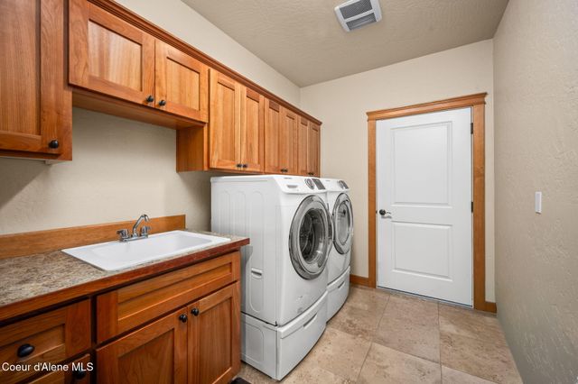 4453 Greenchain LOOP, APT 9, Coeur D'alene, ID 83814