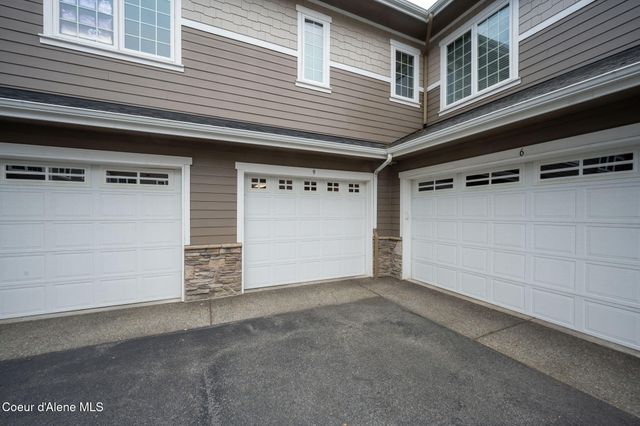 4453 Greenchain LOOP, APT 9, Coeur D'alene, ID 83814
