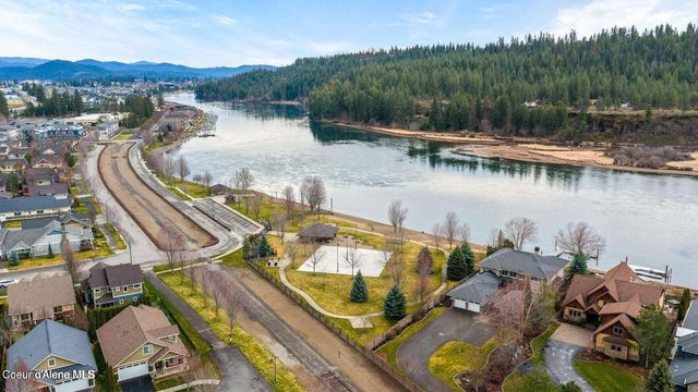 4453 Greenchain LOOP, APT 9, Coeur D'alene, ID 83814