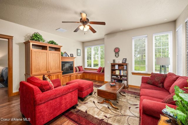 4453 Greenchain LOOP, APT 9, Coeur D'alene, ID 83814