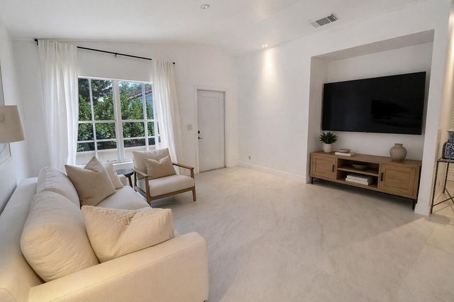 5563 NW 125th Terrace, Coral Springs, FL 33076