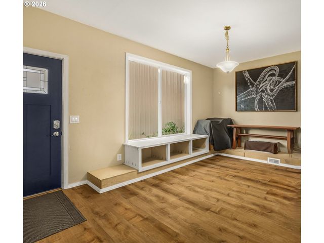 955 Se RIVER VIEW Ln, Waldport, OR 97394