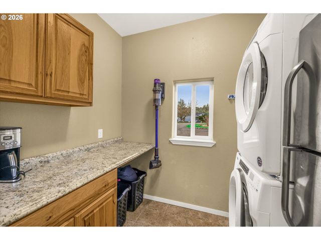 955 Se RIVER VIEW Ln, Waldport, OR 97394