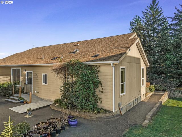 955 Se RIVER VIEW Ln, Waldport, OR 97394