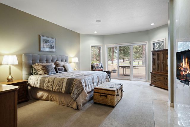 20445 Steamboat Court, Bend, OR 97702