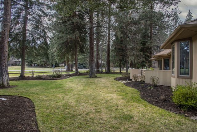 20445 Steamboat Court, Bend, OR 97702