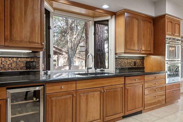 20445 Steamboat Court, Bend, OR 97702