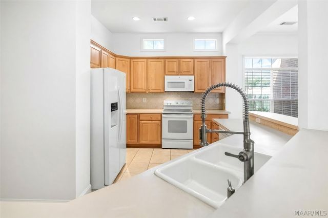 8725 Carillion Place, Montgomery, AL 36117