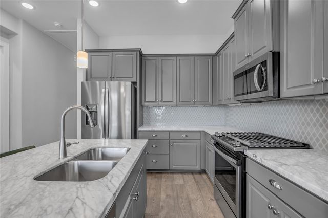 5118 Pine Reach Drive, Houston, TX 77018