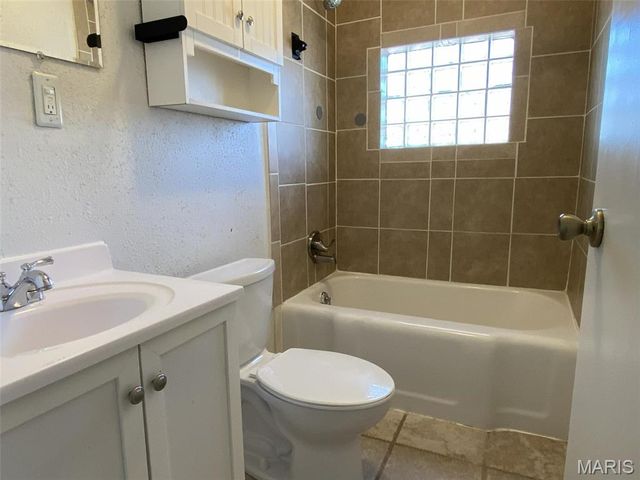 4261 Revelle Lane, Granite City, IL 62040