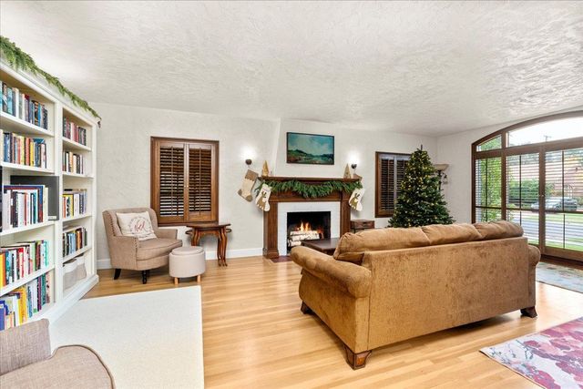 2647 Crafton Way, Stockton, CA 95204