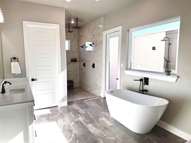 12301 Bella Sera Drive, Fort Worth, TX 76126