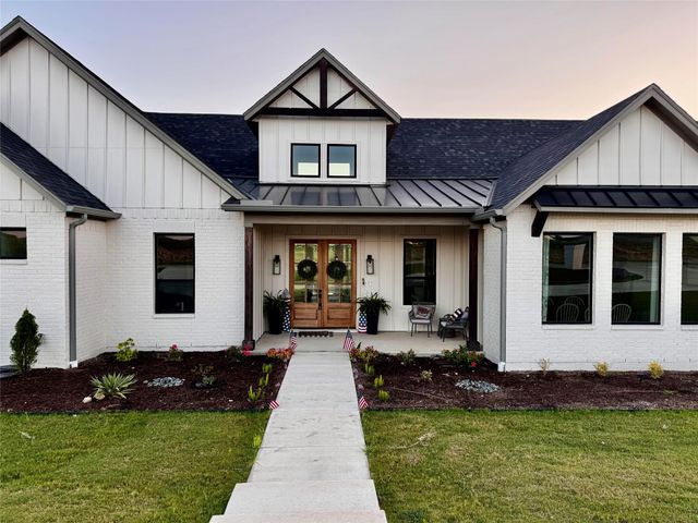 12301 Bella Sera Drive, Fort Worth, TX 76126