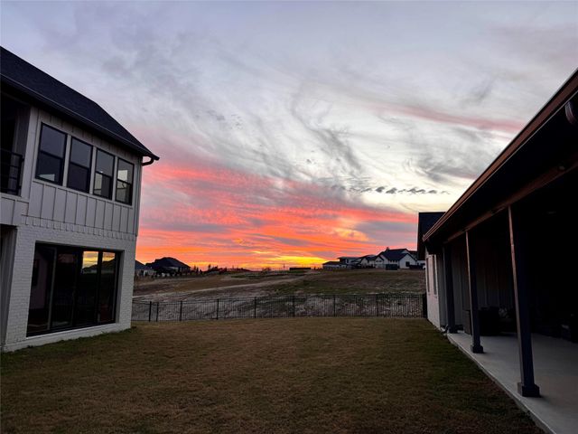 12301 Bella Sera Drive, Fort Worth, TX 76126