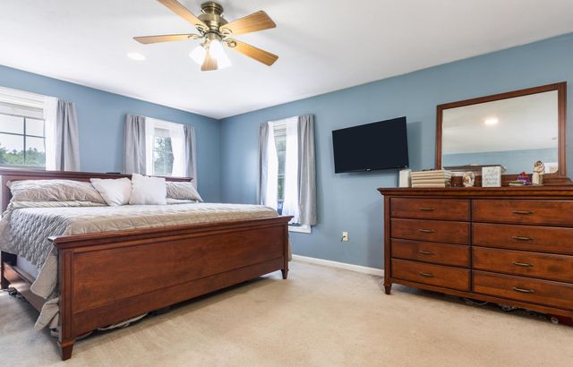 7 Squire Drive, Somersworth, NH 03878