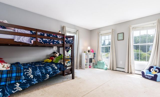 7 Squire Drive, Somersworth, NH 03878