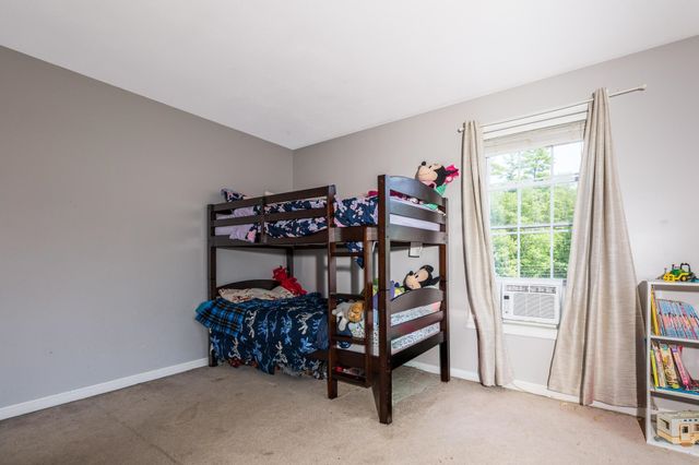 7 Squire Drive, Somersworth, NH 03878
