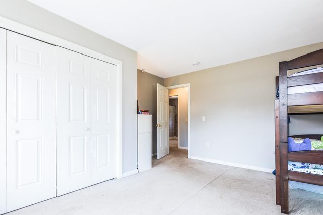 7 Squire Drive, Somersworth, NH 03878