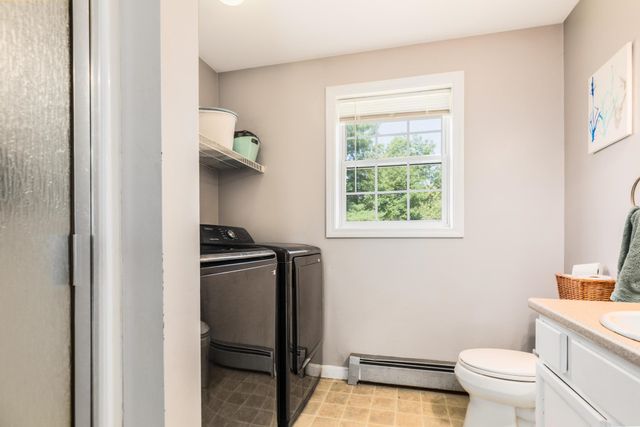 7 Squire Drive, Somersworth, NH 03878