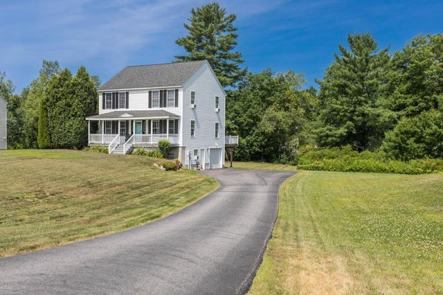 7 Squire Drive, Somersworth, NH 03878