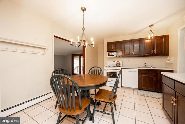 479 DOUGLAS DR, West Chester, PA 19380