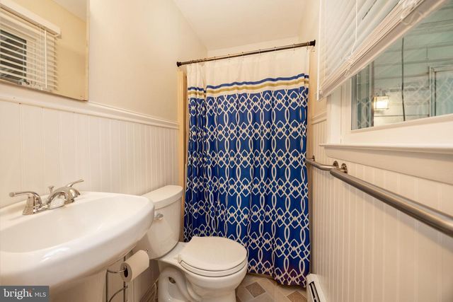 479 DOUGLAS DR, West Chester, PA 19380