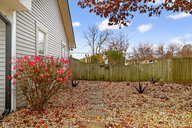 288 S Baldwin Street, Bargersville, IN 46106