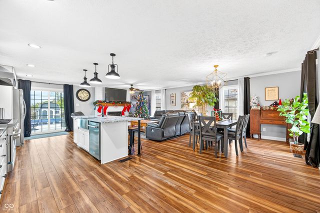 288 S Baldwin Street, Bargersville, IN 46106