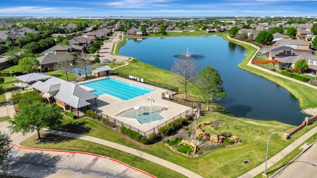 3921 Old Richwood Lane, Fort Worth, TX 76244