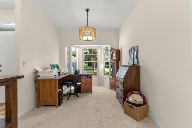 431 Tamarind Place, Vero Beach, FL 32962