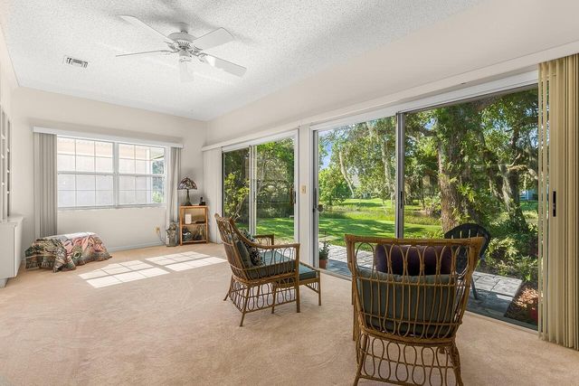 431 Tamarind Place, Vero Beach, FL 32962