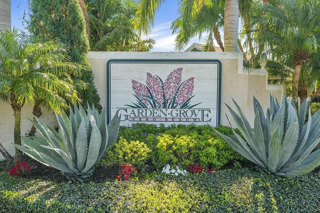 431 Tamarind Place, Vero Beach, FL 32962
