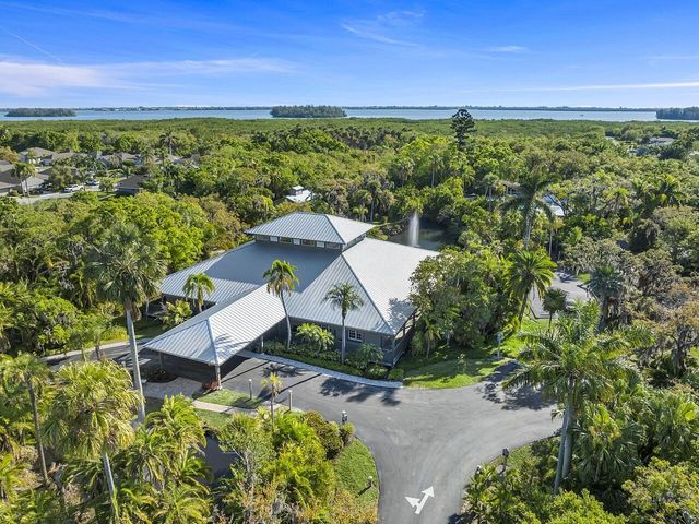 431 Tamarind Place, Vero Beach, FL 32962